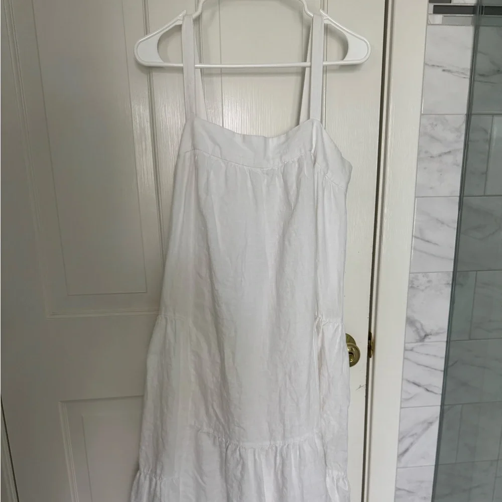 Classic White Tiered Midi Dress - Picture 3 of 5